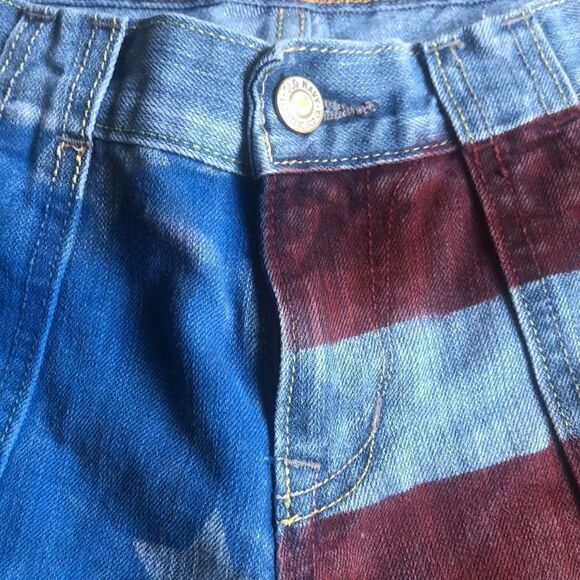 Old Navy Diva Size 6 American Flag Hand Painted Shorts Raw Hem - Picture 5 of 9